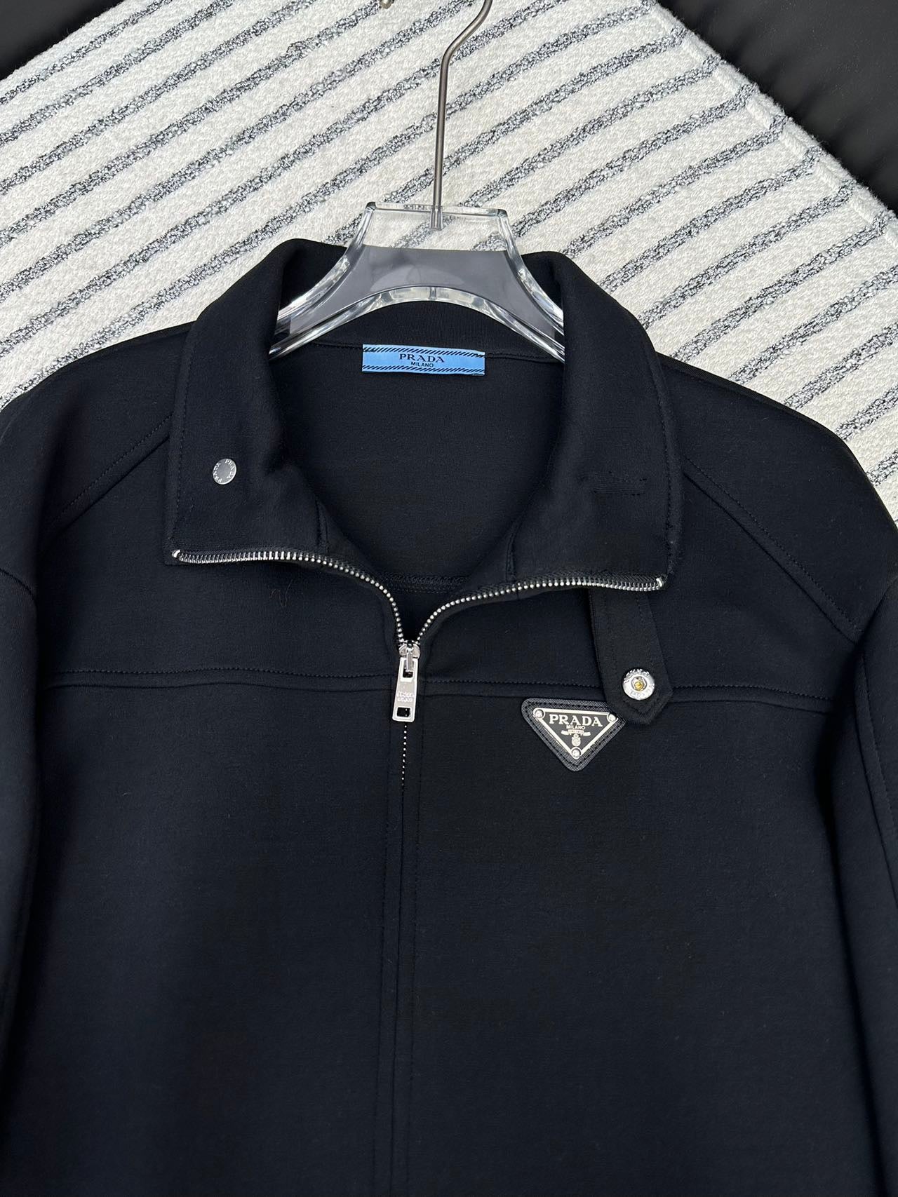PRADA 26S BOMBER JACKET 595