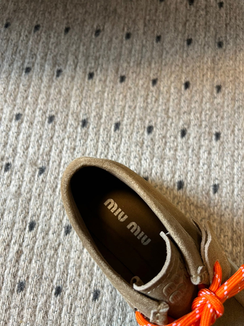 MIUMIU 26S CHUKKA BOOTS IN BROWN SUEDE