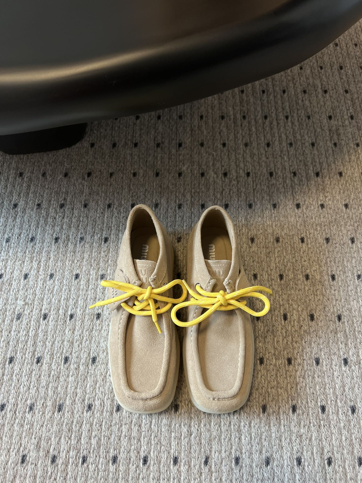 MIUMIU 26S CHUKKA BOOTS IN LIGHT BROWN SUEDE
