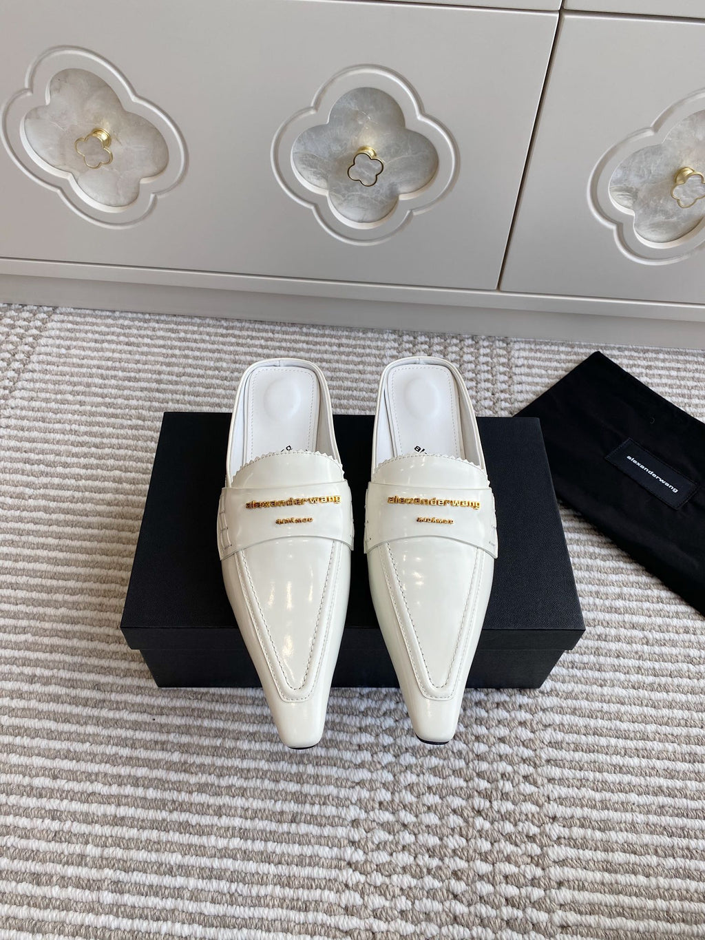 SQUARE-TOE MULES IN WHITE CALFSKIN