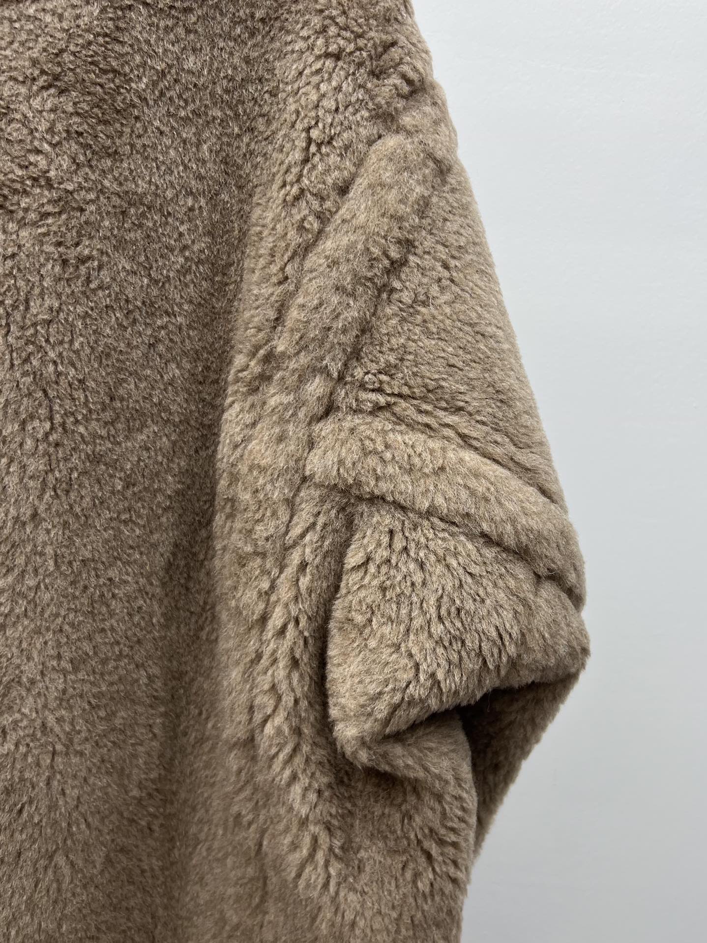 MAXMARA 25S LONG TEDDY COAT STYLE 252