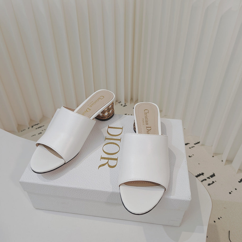 DIOR 26S WIDE-STRAP MULES 40 MM IN WHITE SMOOTH CALFSKIN
