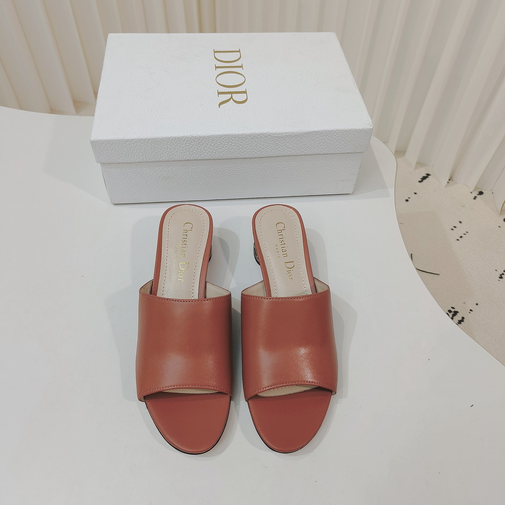 DIOR 26S WIDE-STRAP MULES 40 MM IN BURNT ORANGE SMOOTH CALFSKIN