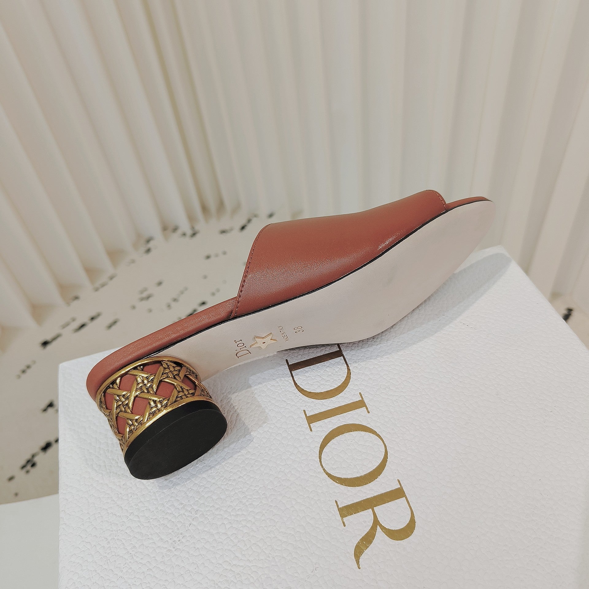 DIOR 26S WIDE-STRAP MULES 40 MM IN BURNT ORANGE SMOOTH CALFSKIN
