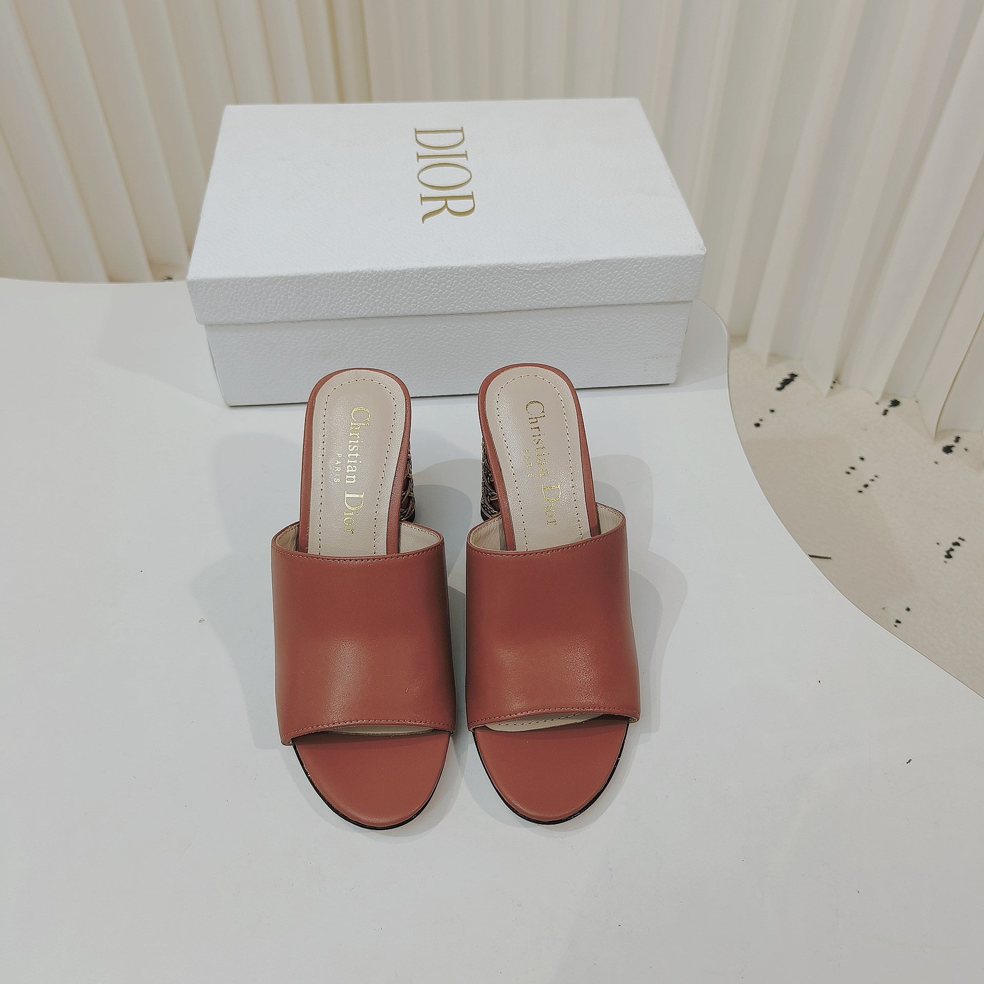 DIOR 26S WIDE-STRAP MULES 80 MM IN BURNT ORANGE SMOOTH CALFSKIN