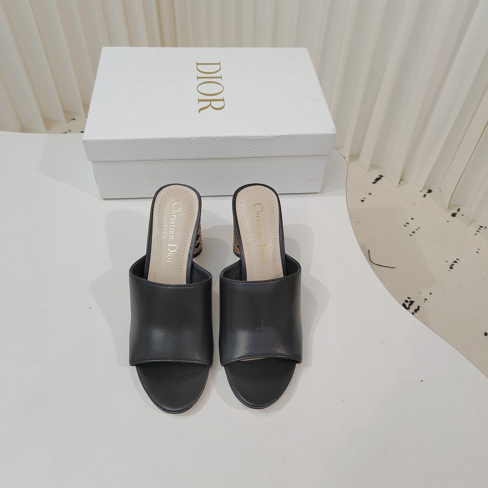 DIOR 26S WIDE-STRAP MULES 80 MM IN BLACK SMOOTH CALFSKIN