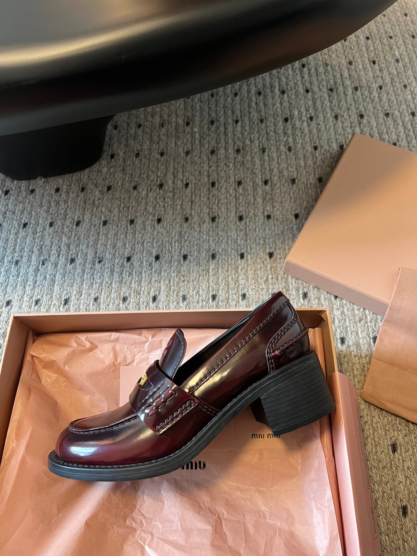 MIUMIU 26S LOAFERS 60MM IN BURGUNDY BROWN SHINY CALFSKIN
