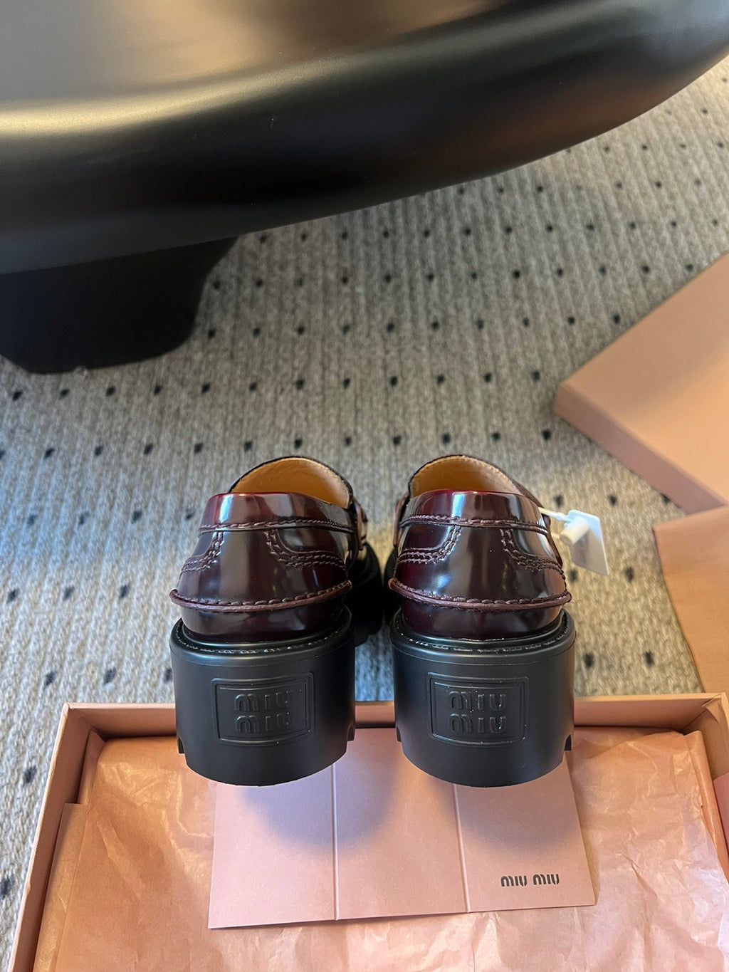 MIUMIU 26S PENNY LOAFERS IN BURGUNDY BROWN SHINY CALFSKIN