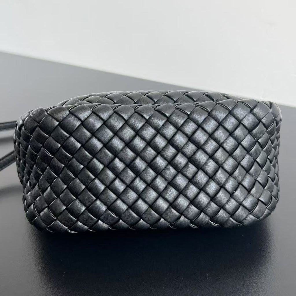 COBBLE TOP HANDLE BAG 23 IN BLACK LAMBSKIN