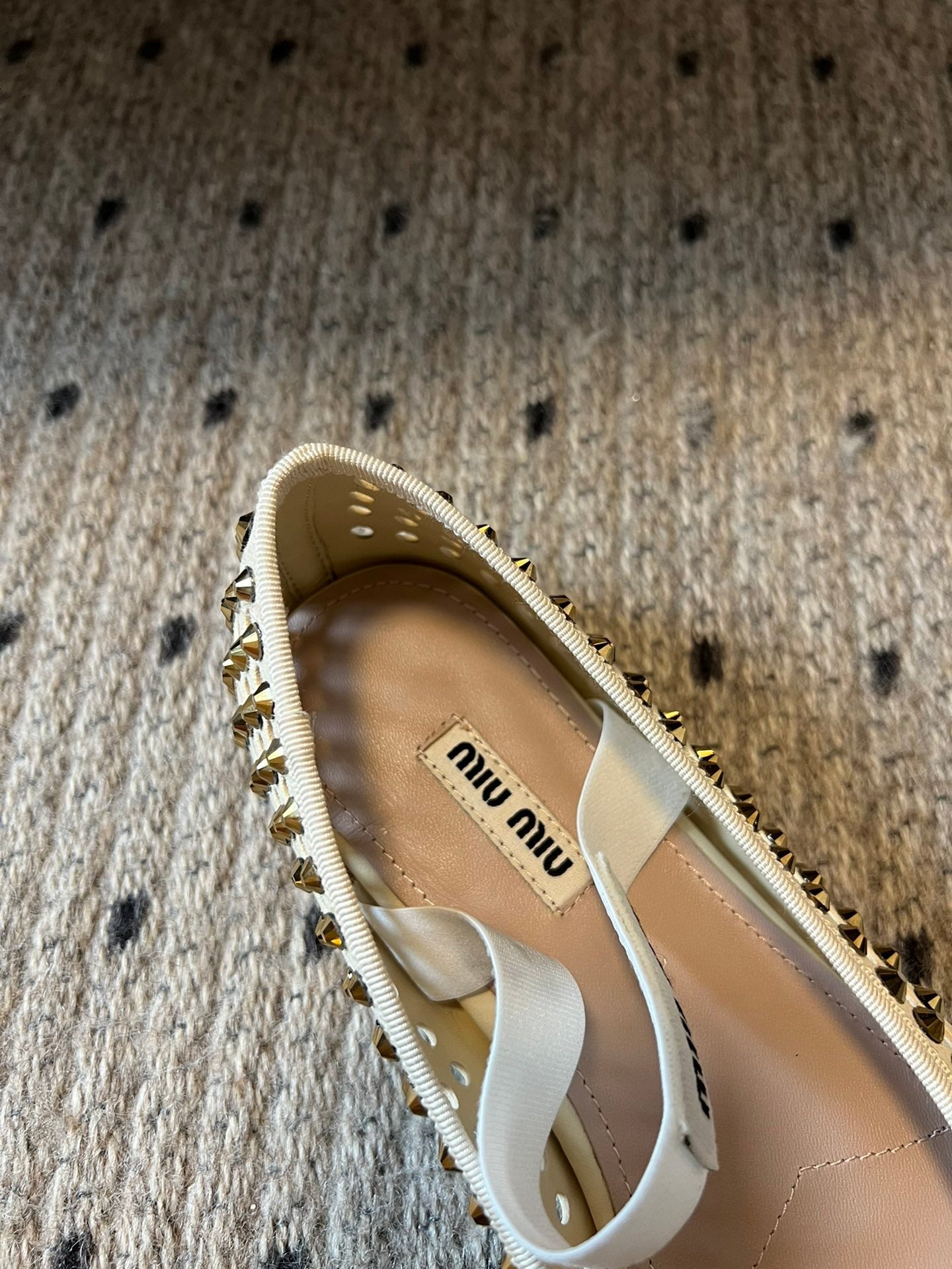 MIUMIU 26S BALLERINA FLATS IN LIGHT BEIGE MESH CALFSKIN WITH RHINESTONES