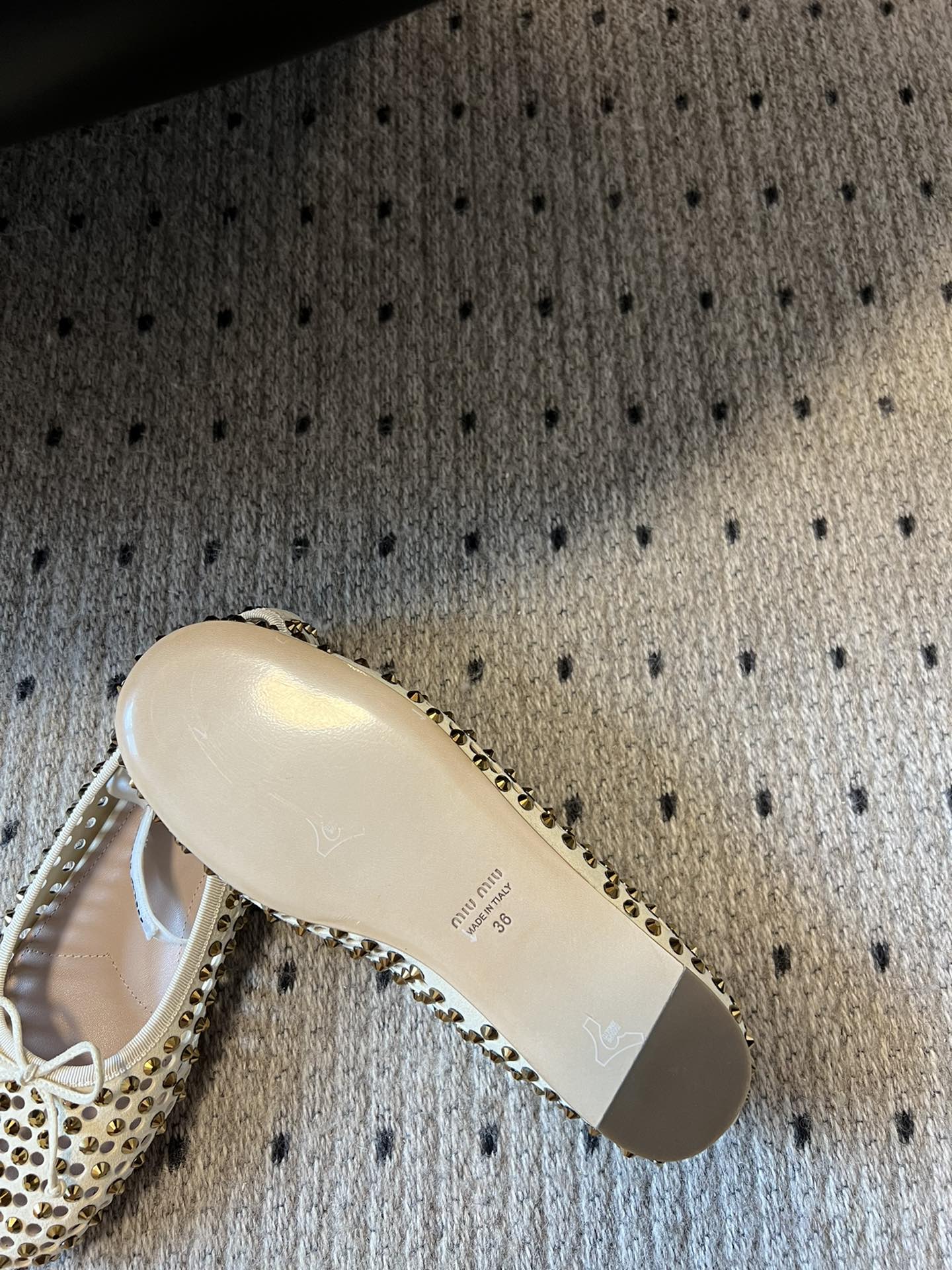 MIUMIU 26S BALLERINA FLATS IN LIGHT BEIGE MESH CALFSKIN WITH RHINESTONES