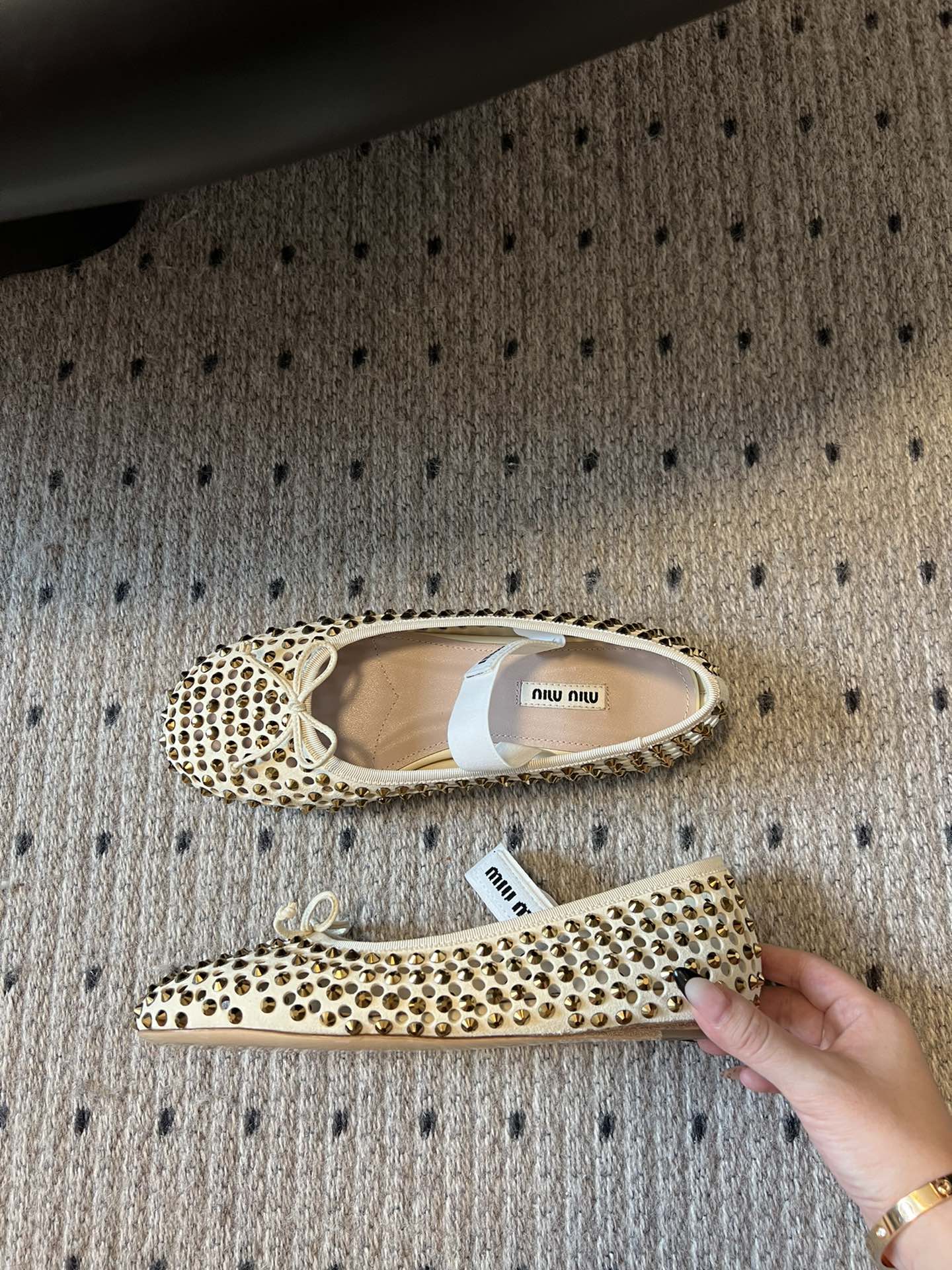 MIUMIU 26S BALLERINA FLATS IN LIGHT BEIGE MESH CALFSKIN WITH RHINESTONES
