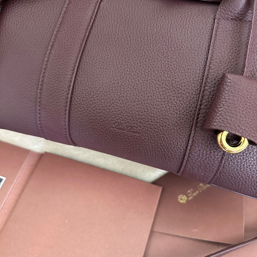LOOM BAG 25 IN WINE PURPLE CALFSKIN WITH GOLD HARDWARE