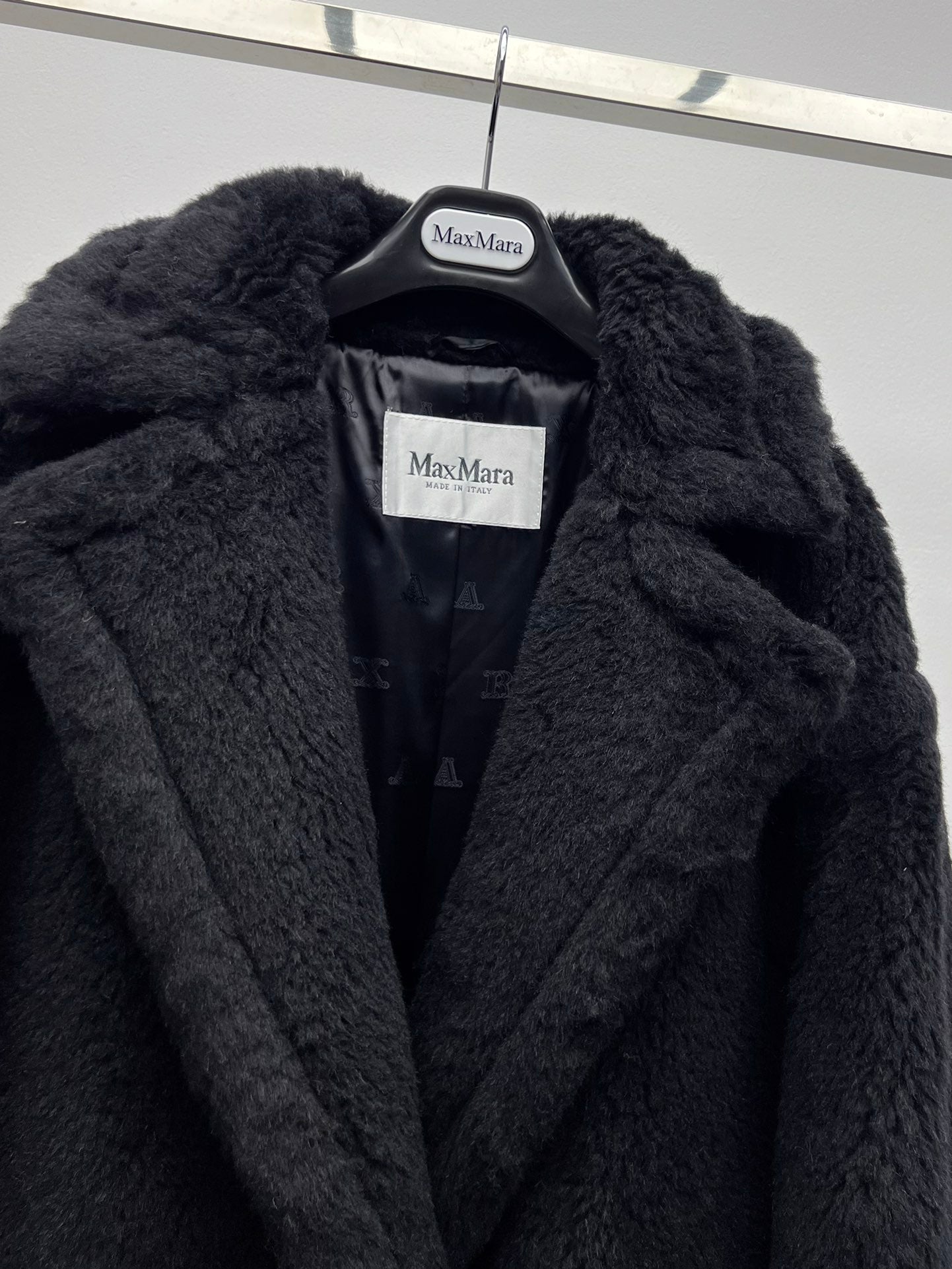 MAXMARA 25S CROPPED TEDDY JACKET STYLE 244