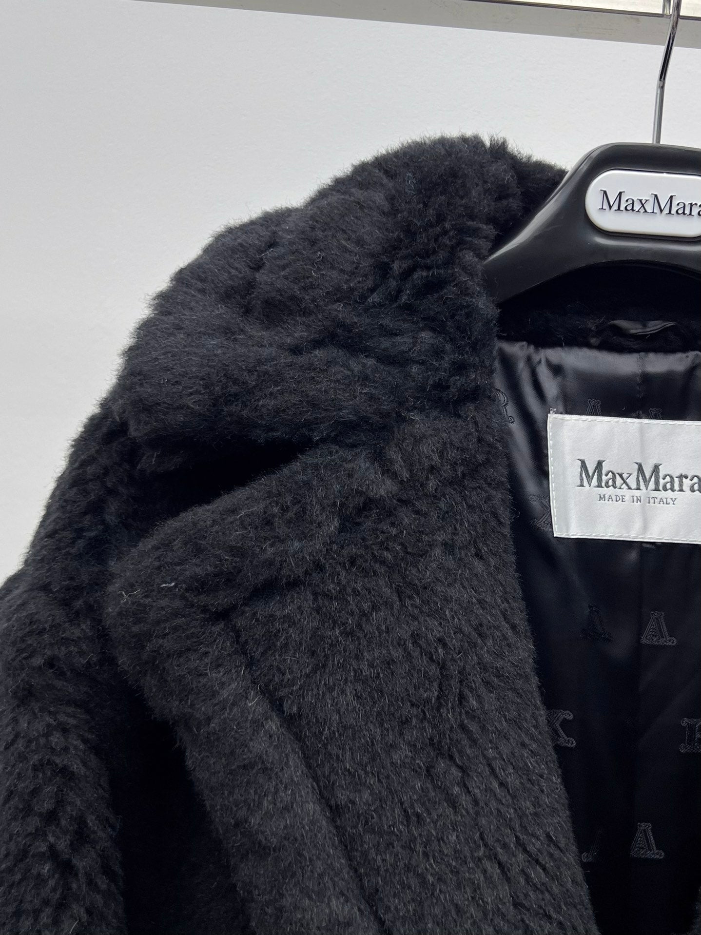 MAXMARA 25S CROPPED TEDDY JACKET STYLE 244