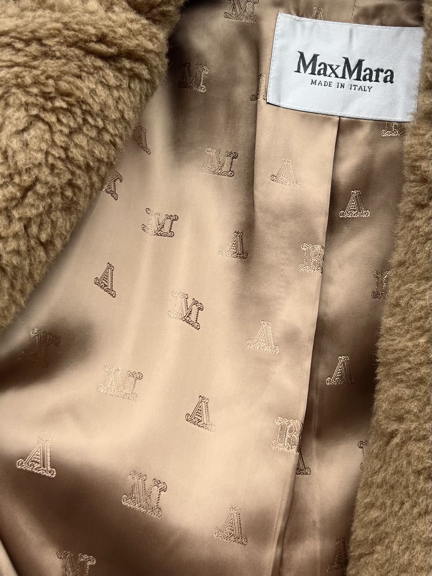 MAXMARA 25S CROPPED TEDDY JACKET STYLE 243