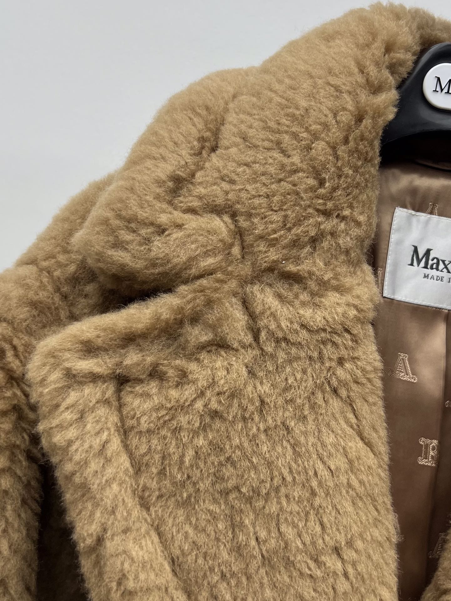 MAXMARA 25S CROPPED TEDDY JACKET STYLE 243