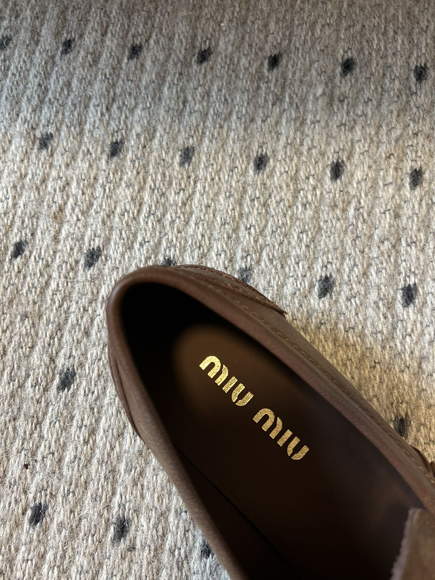 MIUMIU 26S PENNY LOAFERS IN BROWN CALFSKIN GOLD HARDWARE