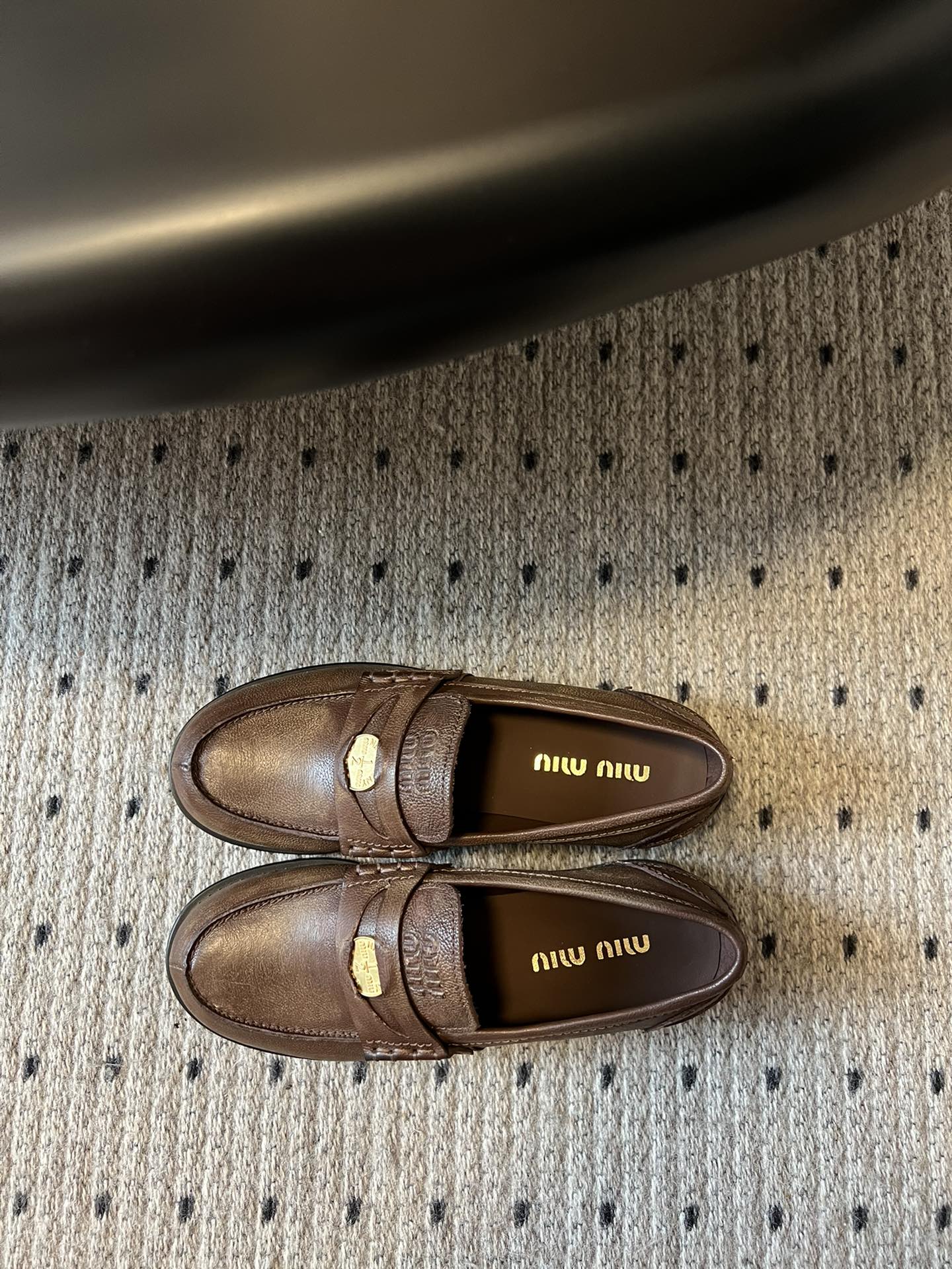 MIUMIU 26S PENNY LOAFERS IN BROWN CALFSKIN GOLD HARDWARE