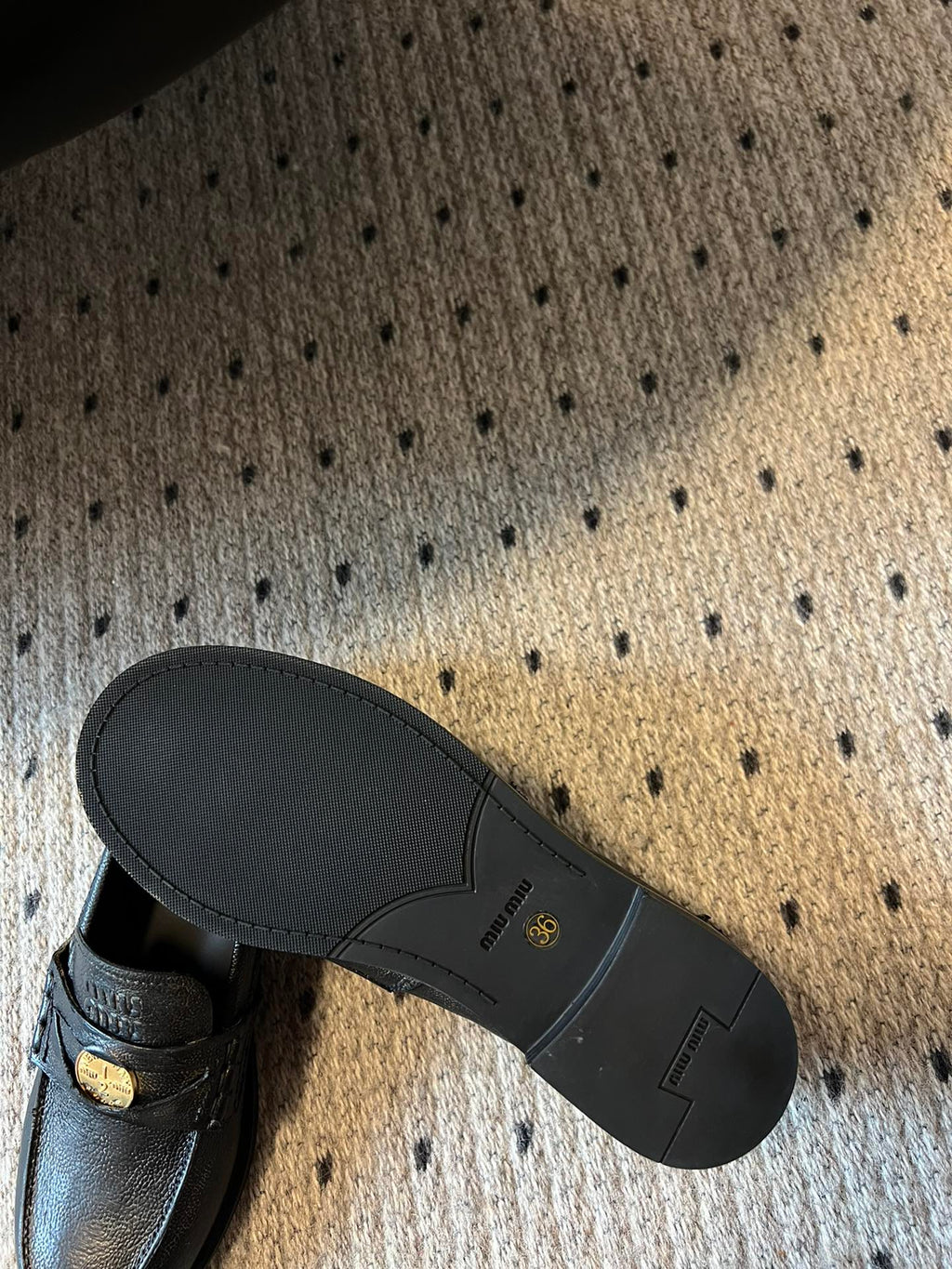 MIUMIU 26S PENNY LOAFERS IN BLACK CALFSKIN GOLD HARDWARE
