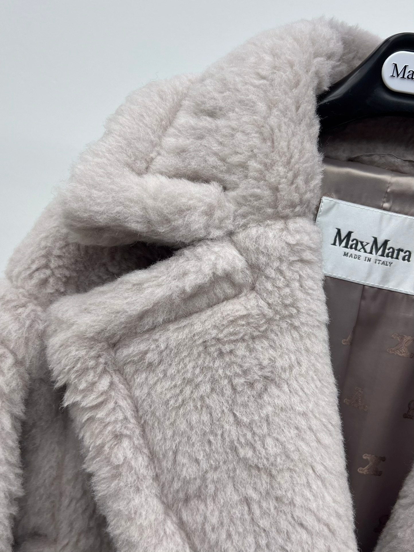 MAXMARA 25S CROPPED TEDDY JACKET STYLE 246