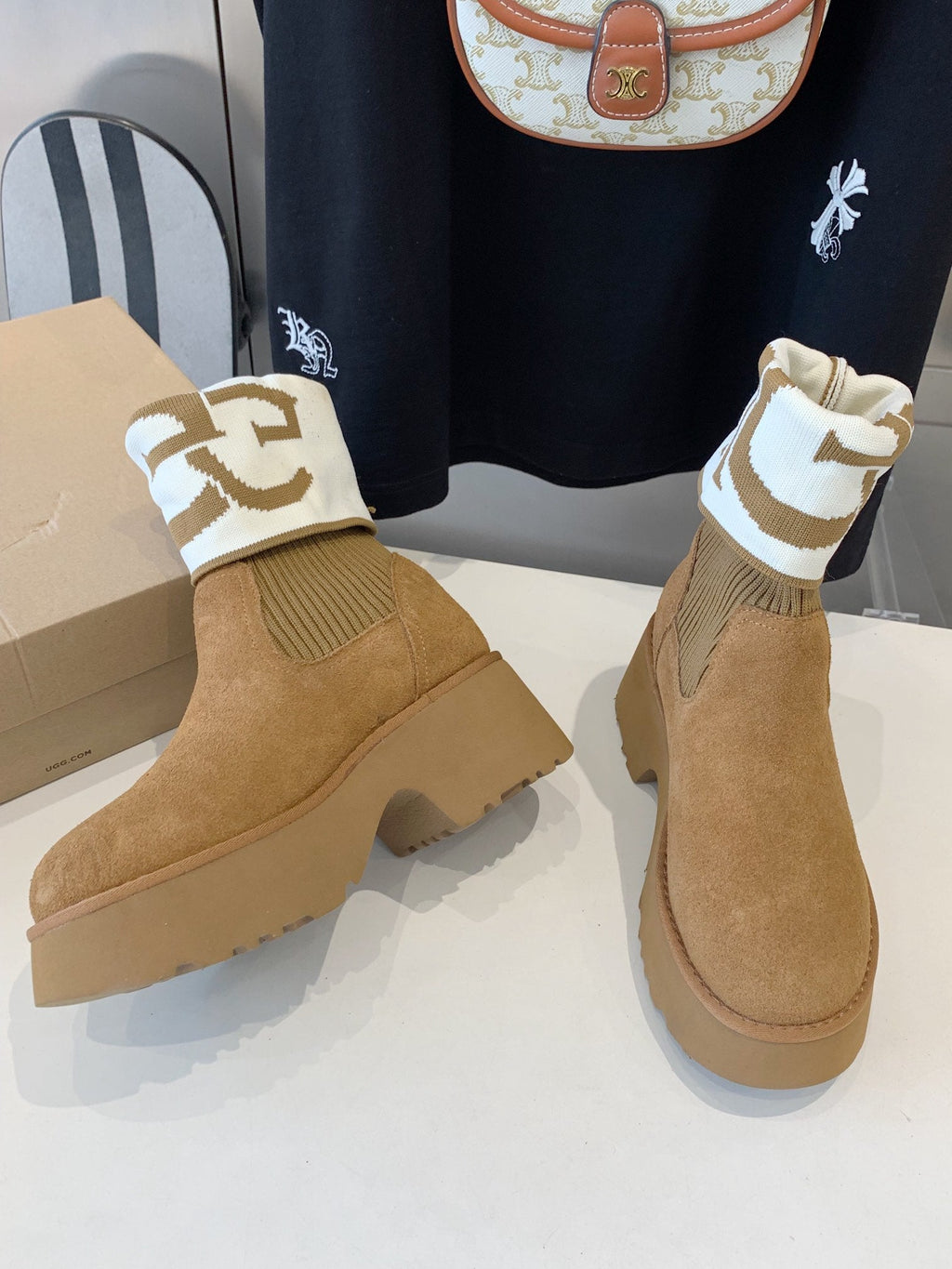 MINI MARTIN BOOTS IN CIDER BROWN SUEDE