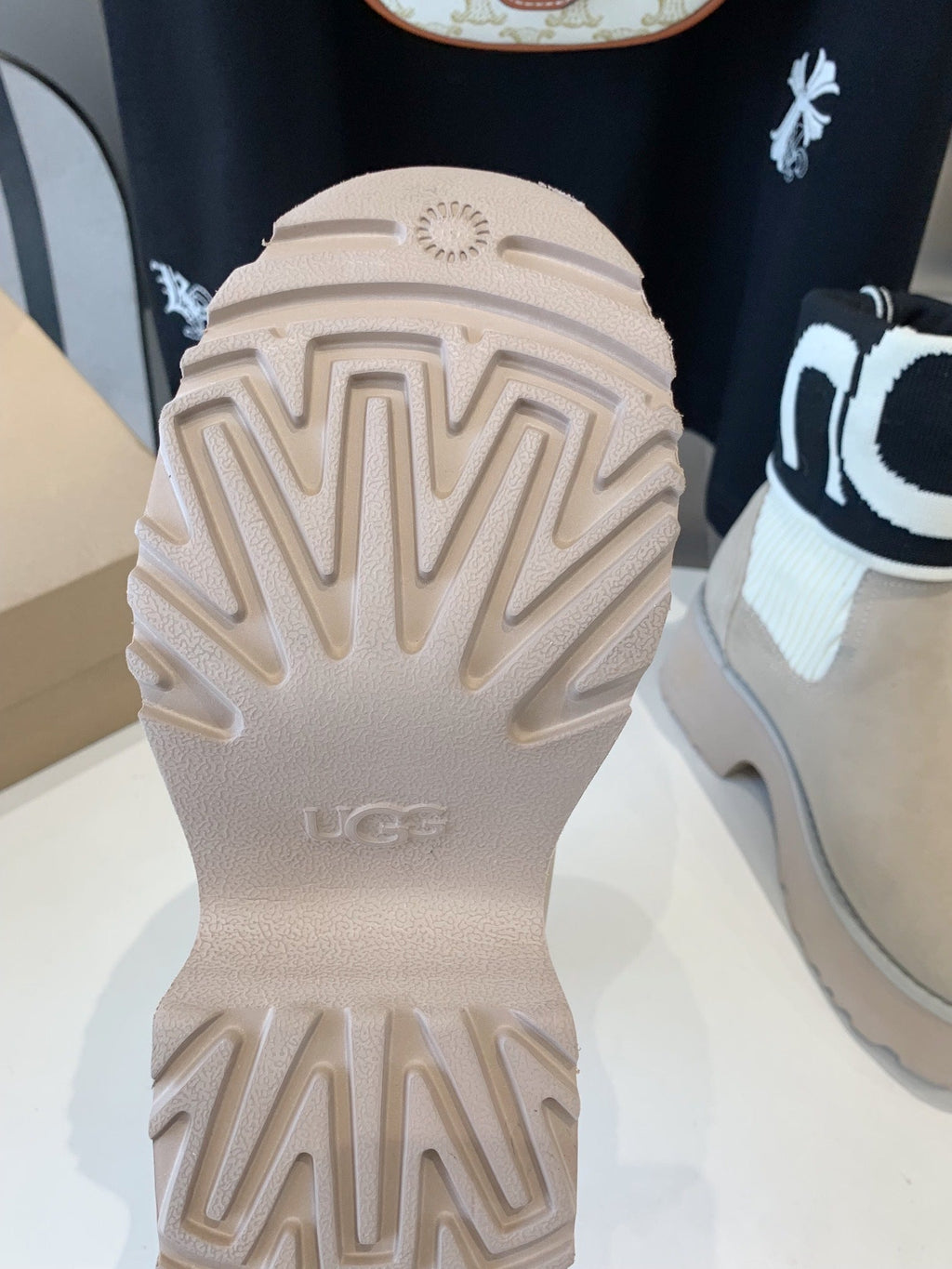 MINI MARTIN BOOTS IN ECRU TAN SUEDE
