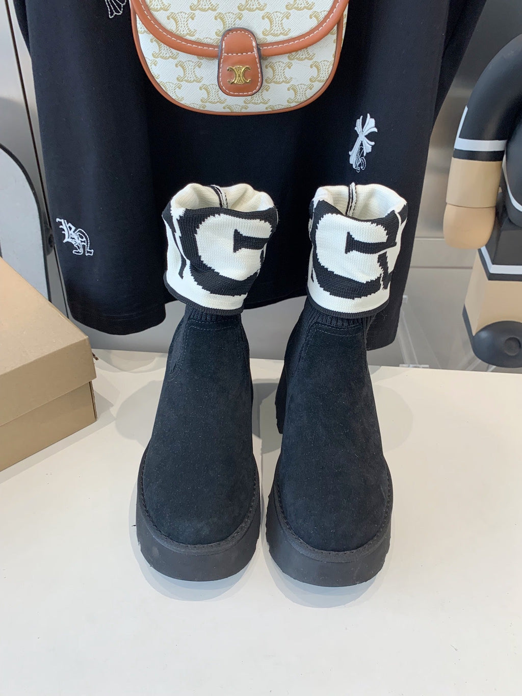 MINI MARTIN BOOTS IN BLACK SUEDE