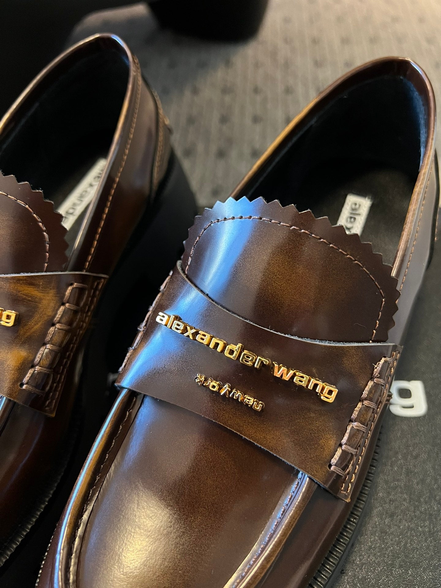 CARTER MID-HEEL 5 CM LUG LOAFER IN CHOCOLATE BROWN LAMBSKIN