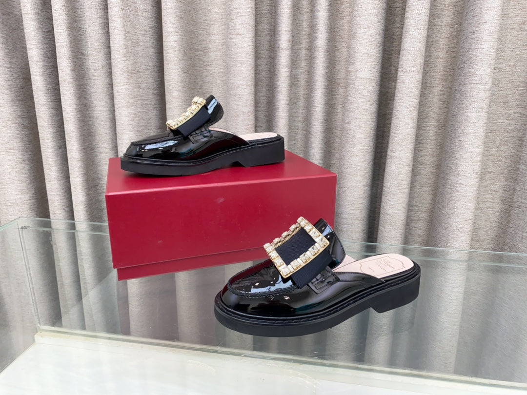 VIV' RANGERS MULES IN BLACK PATENT CALFSKIN CRYSTAL BUCKLE