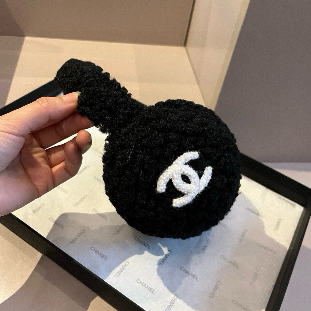 CHANEL 25S SKI EARMUFFS 492584