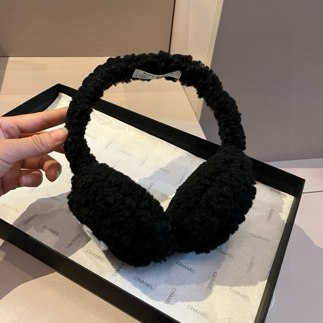 CHANEL 25S SKI EARMUFFS 492584