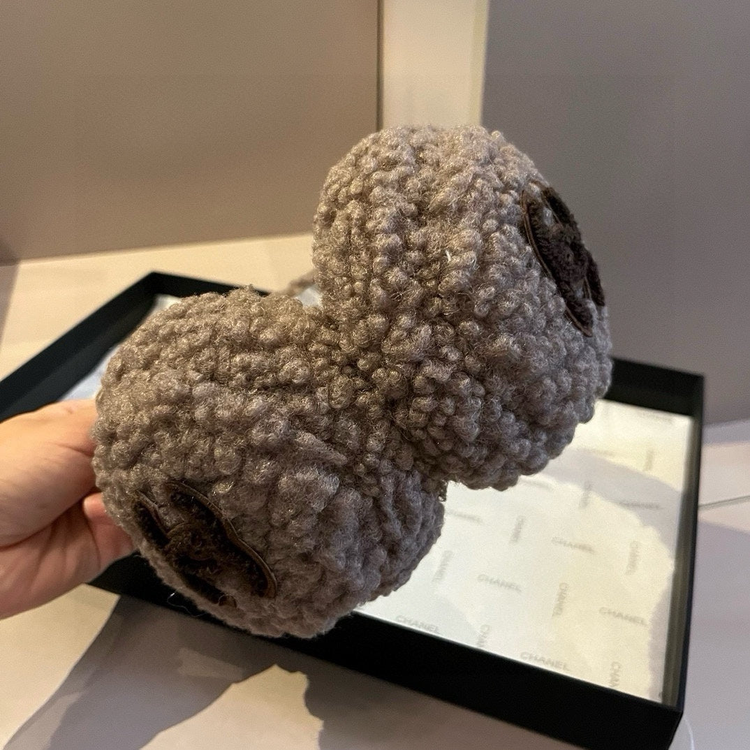 CHANEL 25S SKI EARMUFFS 492585