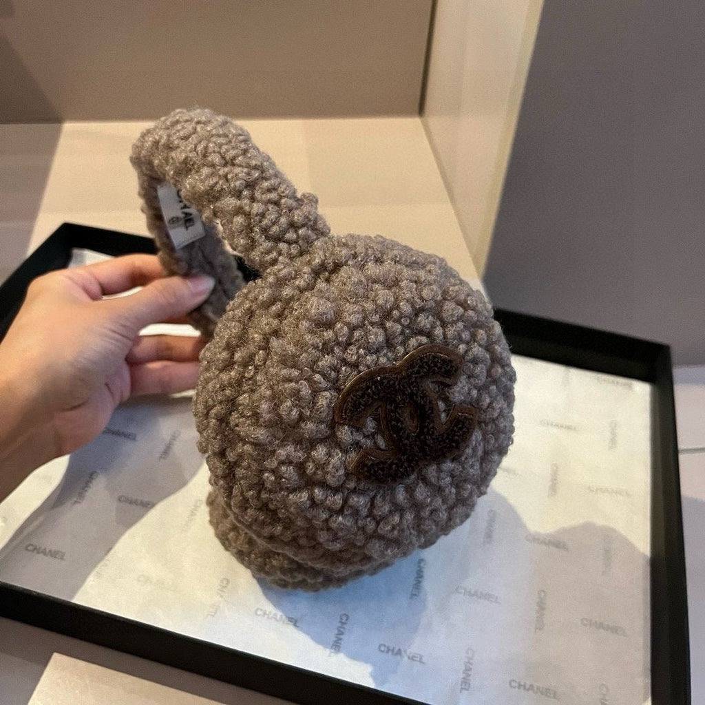 CHANEL 25S SKI EARMUFFS 492585