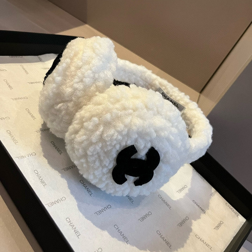CHANEL 25S SKI EARMUFFS 492586