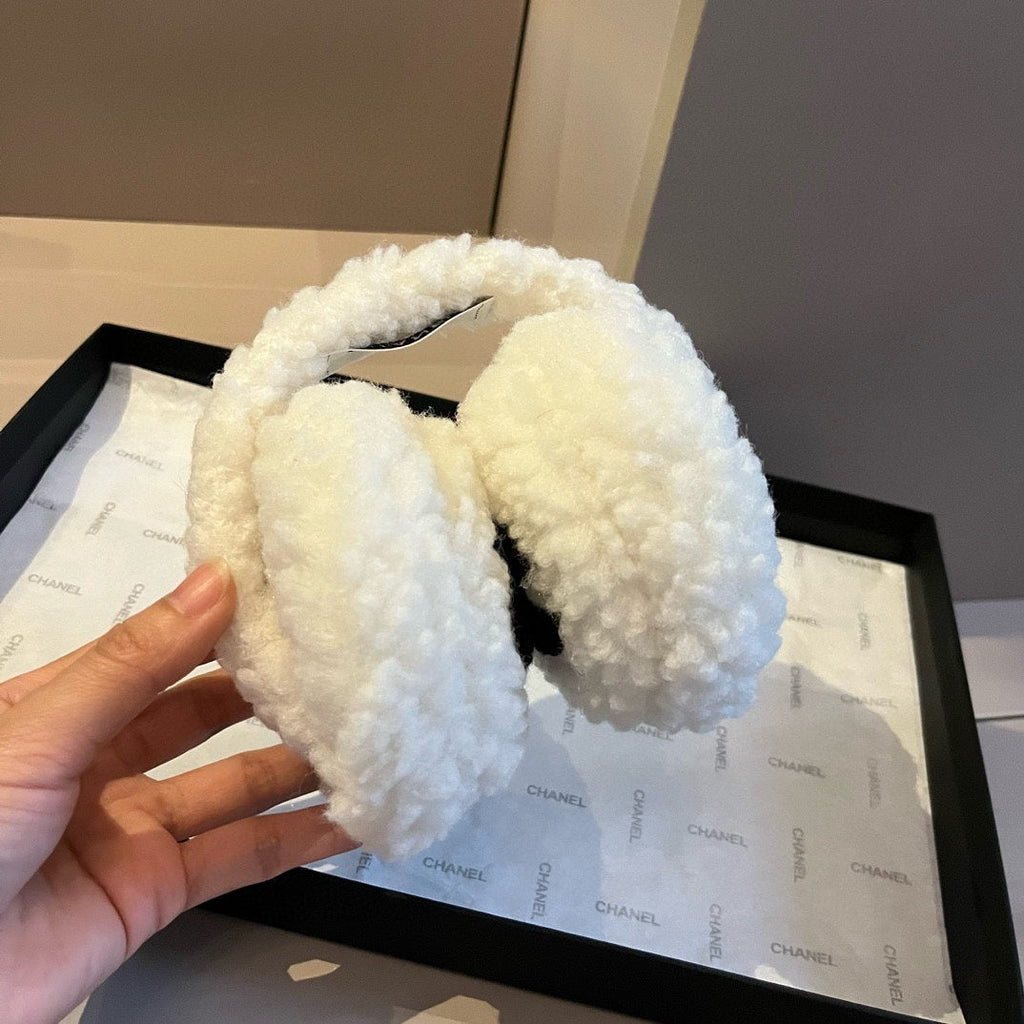 CHANEL 25S SKI EARMUFFS 492586