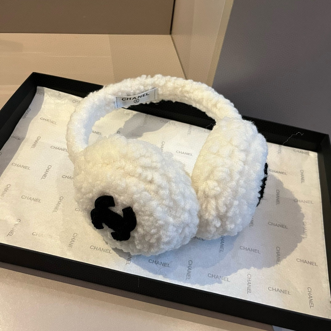 CHANEL 25S SKI EARMUFFS 492586