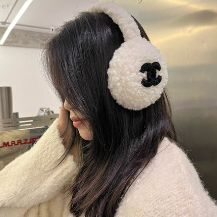 CHANEL 25S SKI EARMUFFS 492586