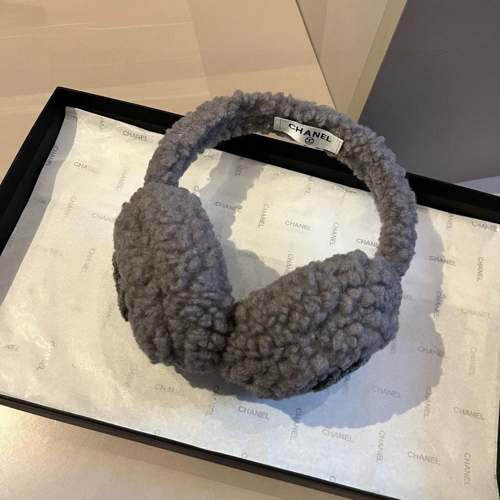 CHANEL 25S SKI EARMUFFS 492587