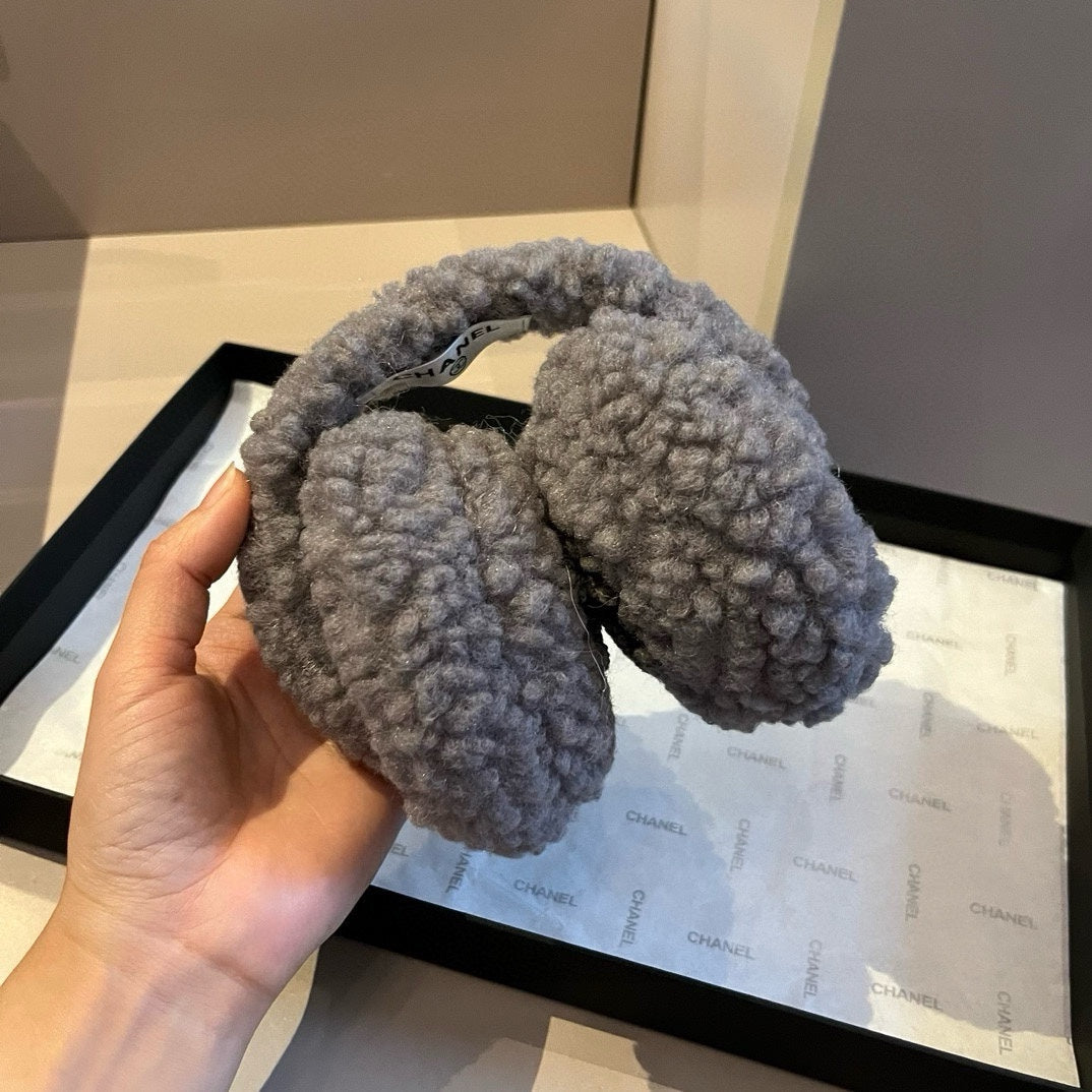 CHANEL 25S SKI EARMUFFS 492587