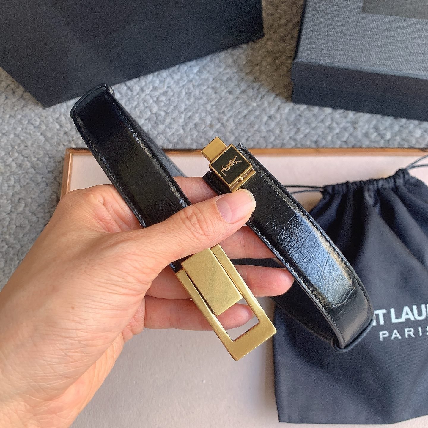 YSL 25S BELT 24 MM IN BLACK CALFSKIN STYLE 1 529687