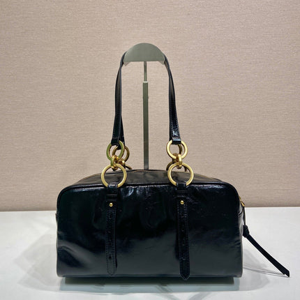 LARGE RECTANGULAR BAG 30 IN BLACK OIL WAX LAMBSKIN GOLD HARDWARE