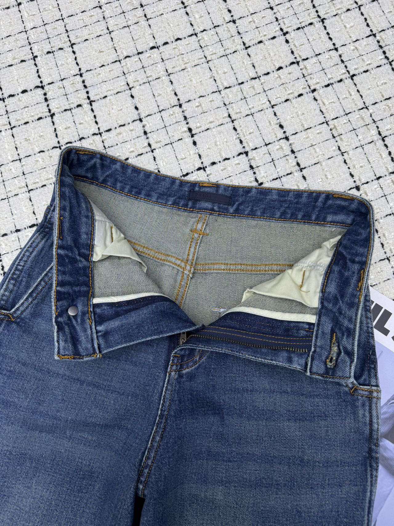 PRADA 26S DENIM JEANS 593