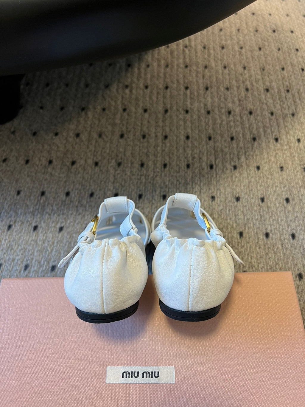 MIUMIU 26S FISHERMAN SANDALS IN WHITE RUCHES NAPPA CALFSKIN