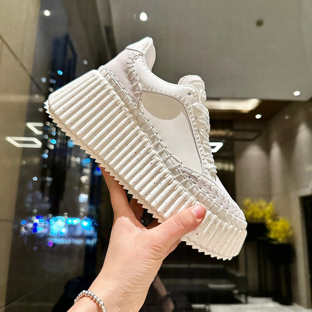 HAND-STITCHED DETAIL SNEAKERS IN WHITE CALFSKIN AND SUEDE