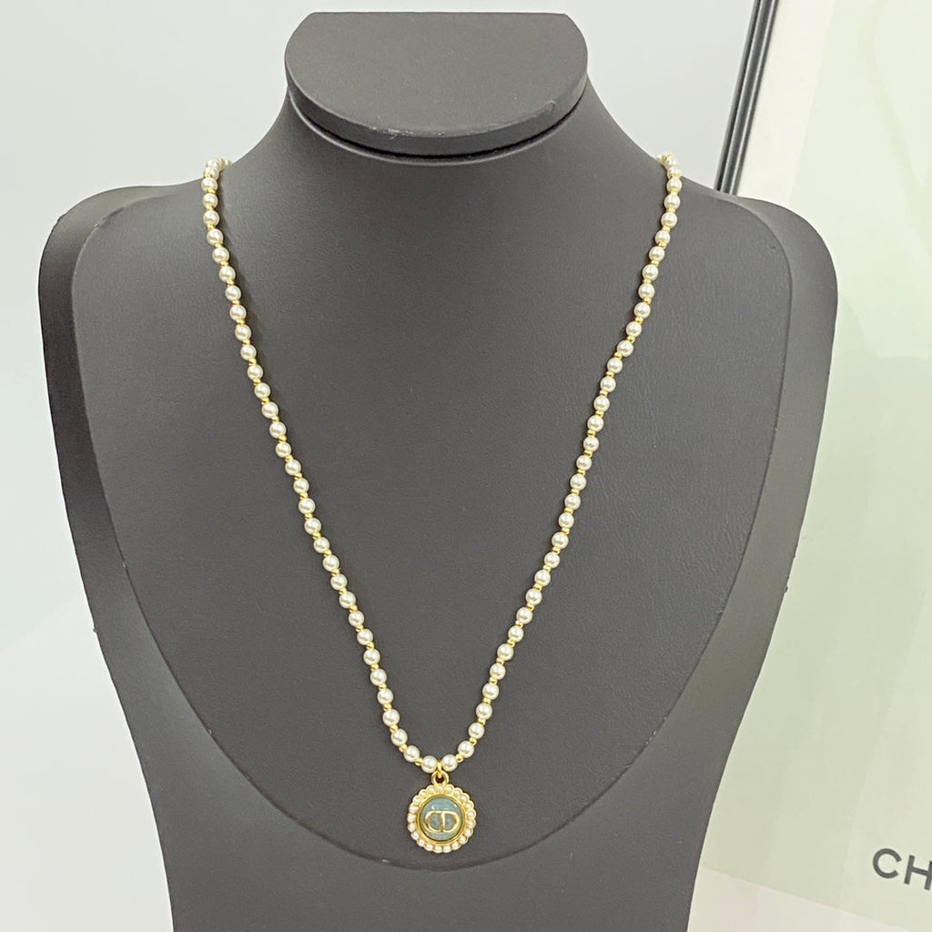 CD 26S CD LOGO PEARL BEADED MEDALLION PENDANT NECKLACE IN GOLD METAL