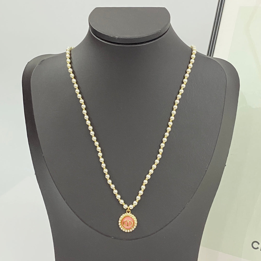 CD 26S CD LOGO PEARL BEADED PENDANT NECKLACE IN GOLD METAL