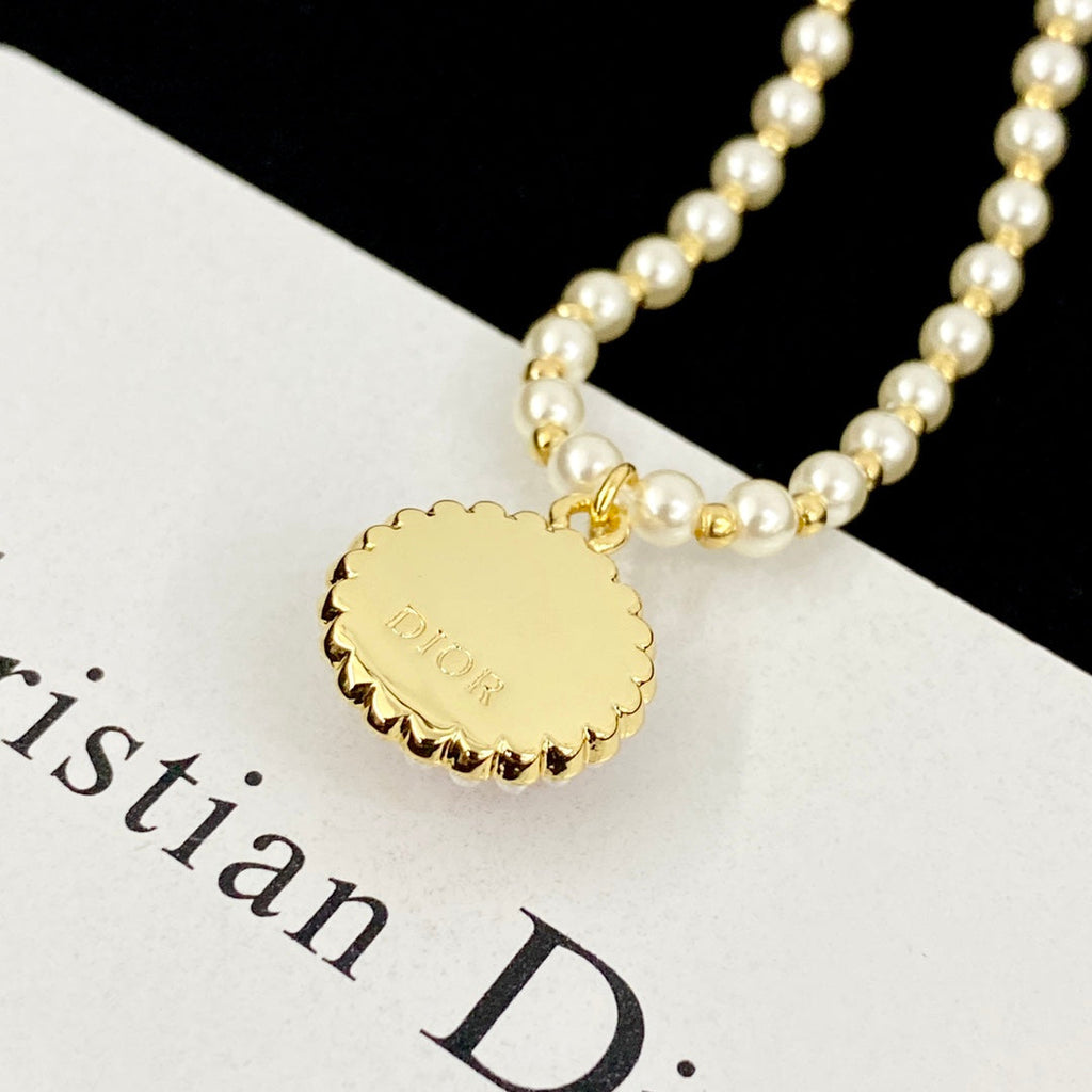 CD 26S CD LOGO PEARL BEADED PENDANT NECKLACE IN GOLD METAL