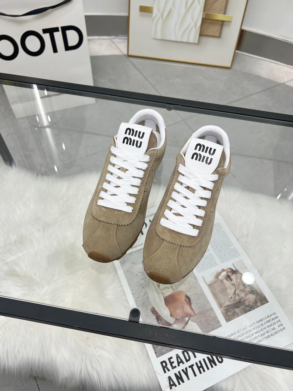 MIUMIU 26S SNEAKERS IN LIGHT BROWN SUEDE