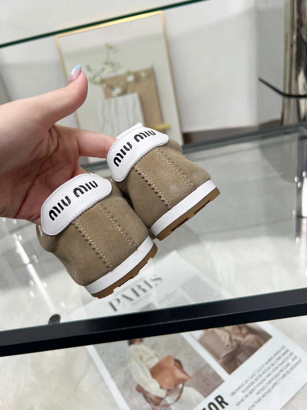 MIUMIU 26S SNEAKERS IN LIGHT BROWN SUEDE